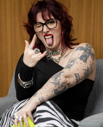 Profile image 2 for Victoria Cortezi