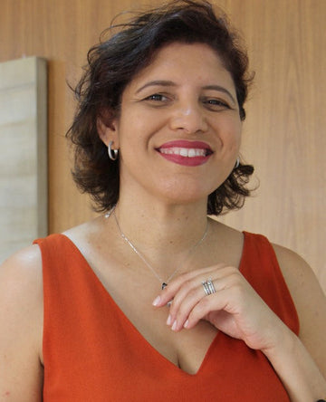 Profile image 2 for Cristina Souza